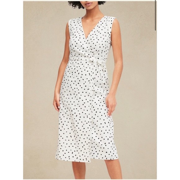 Banana Republic Dresses & Skirts - Banana Republic Linen-Cotton Wrap Dress Size 12 NWOT